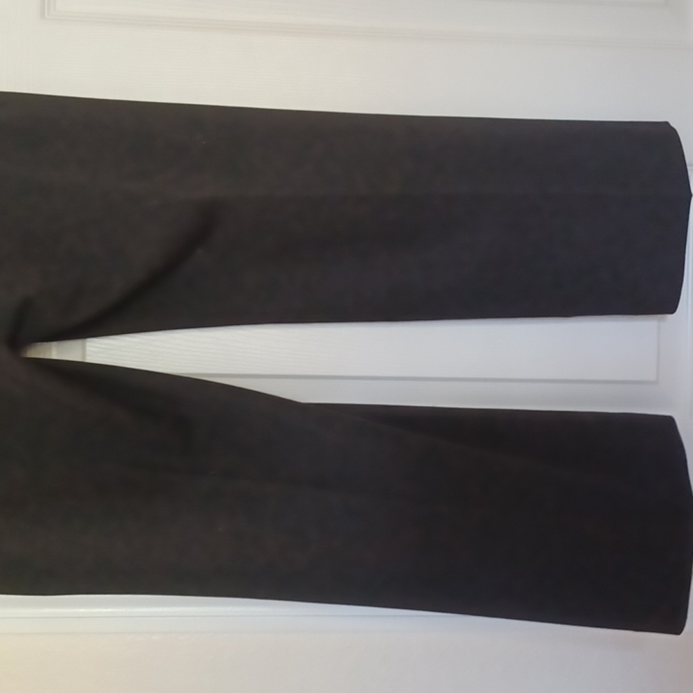 Black ladies trouser.. EUC - Picture 8 of 8